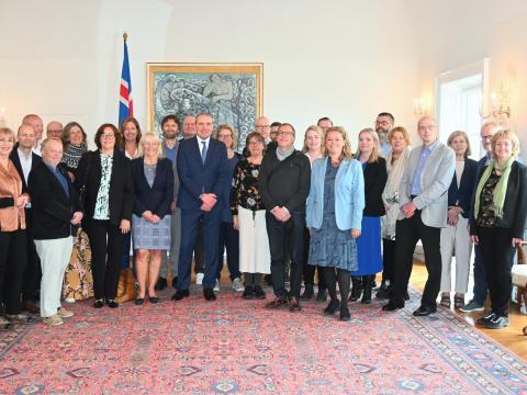 Hópmynd heimsókn háskólafélagana á norðurlönum